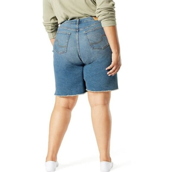 NWT Signature by Levi Strauss & Co Heritage High-Rise Bermuda Denim Short Sz 24 - Picture 3 of 9